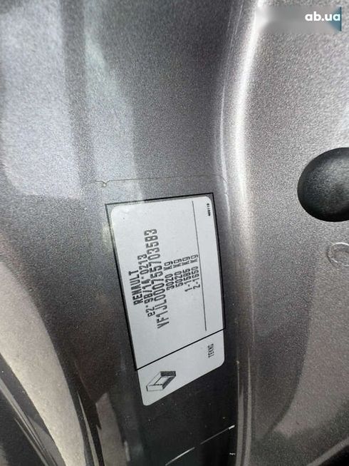 Renault Trafic 2016 - фото 29