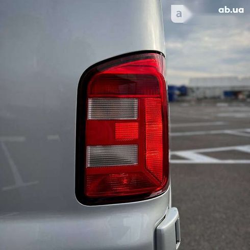 Volkswagen Transporter 2019 - фото 12