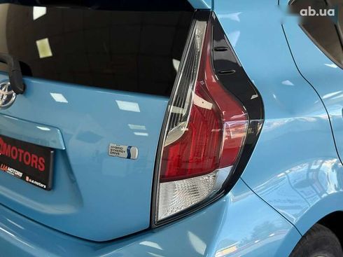 Toyota Aqua 2015 - фото 11